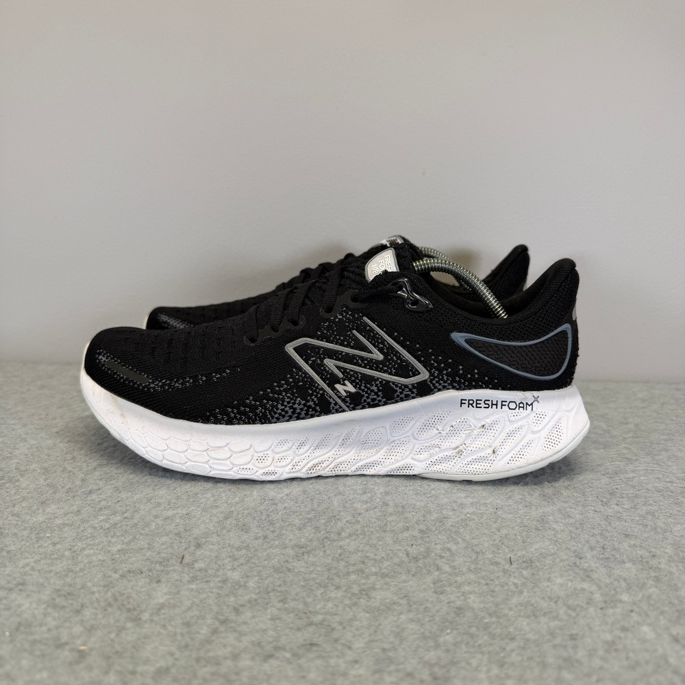 New Balance Fresh Foam X 1080 v12 Women Size 9 Black White Running Shoe W1080B12